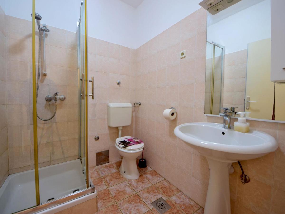 Apartment Katarina 2 - Sib155-1 By Interhome Brodarica  Dış mekan fotoğraf